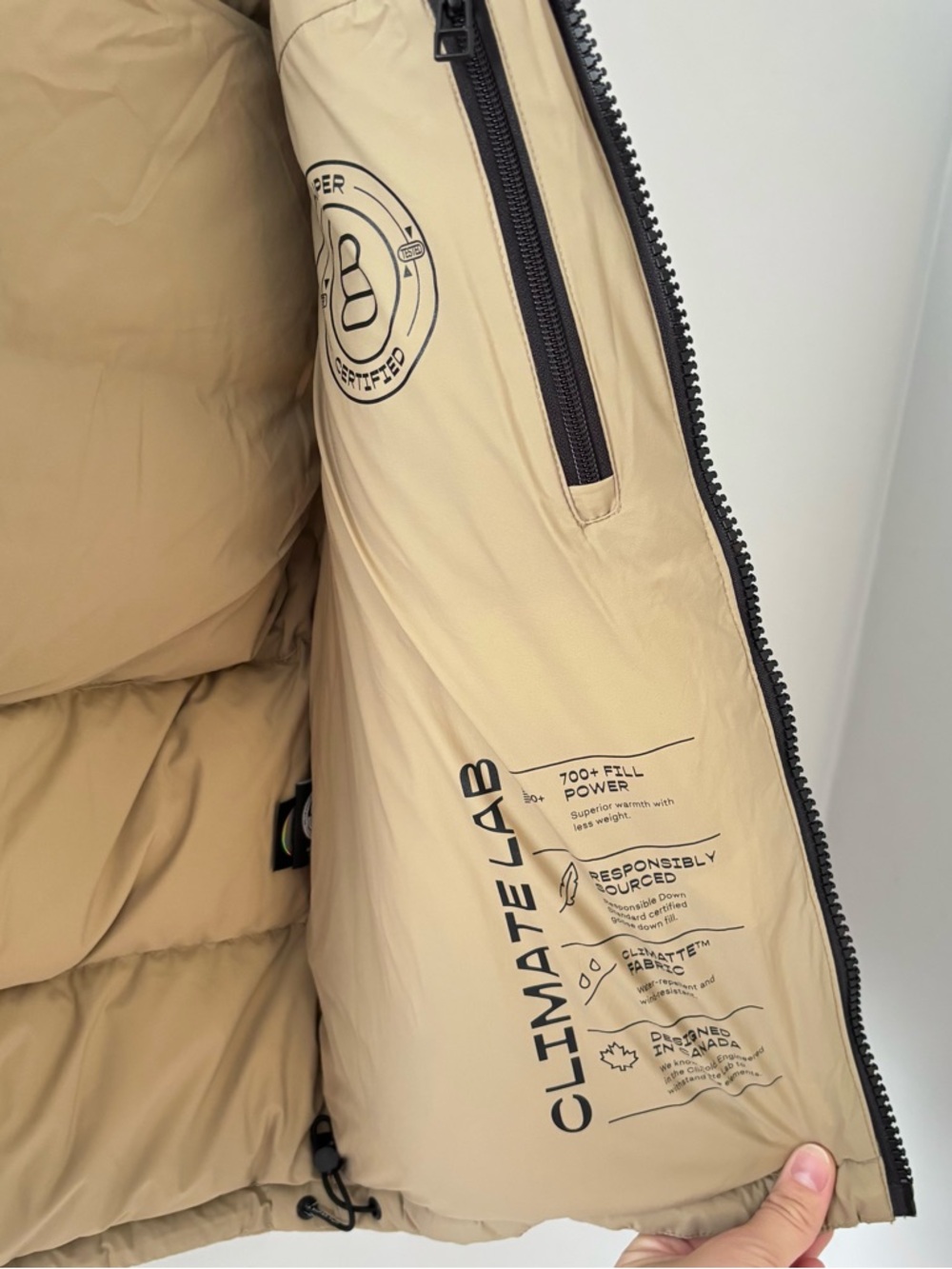 The Super Puff Vest cliMATTE Water Repellent Wind Resistant Puffer Aritzia - Picture 8 of 8